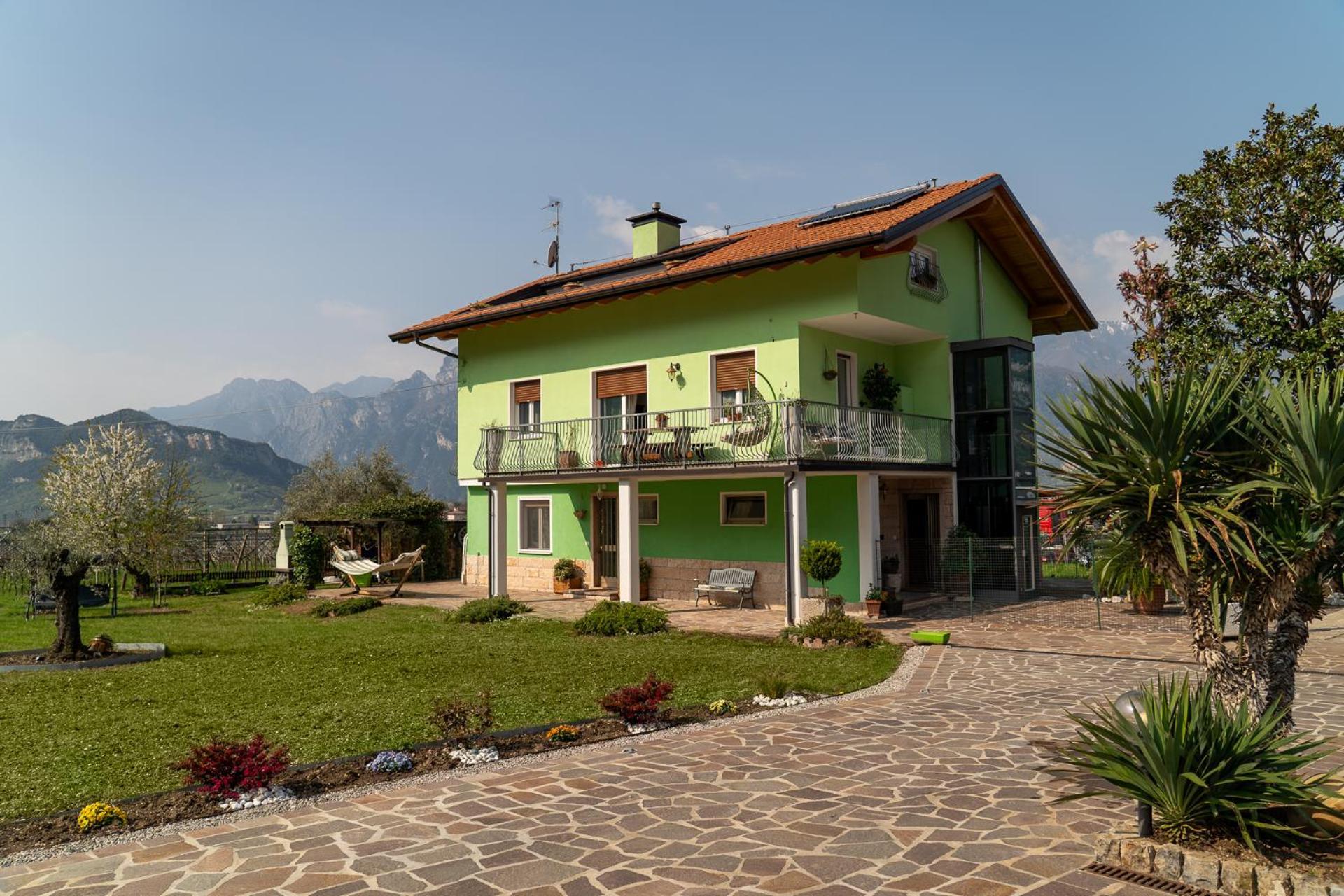 La Casa Nel Verde Арко Екстер'єр фото