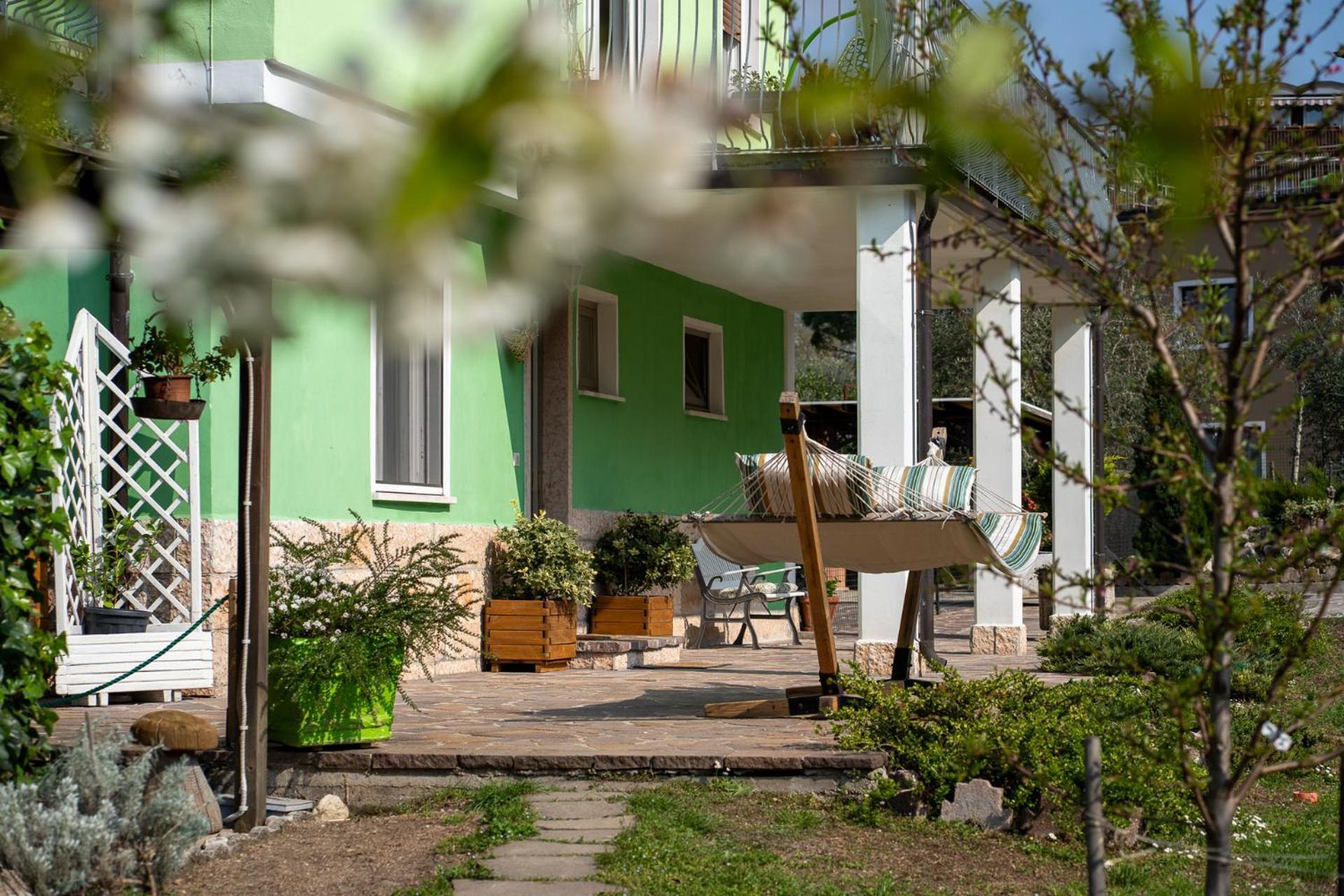 La Casa Nel Verde Арко Екстер'єр фото